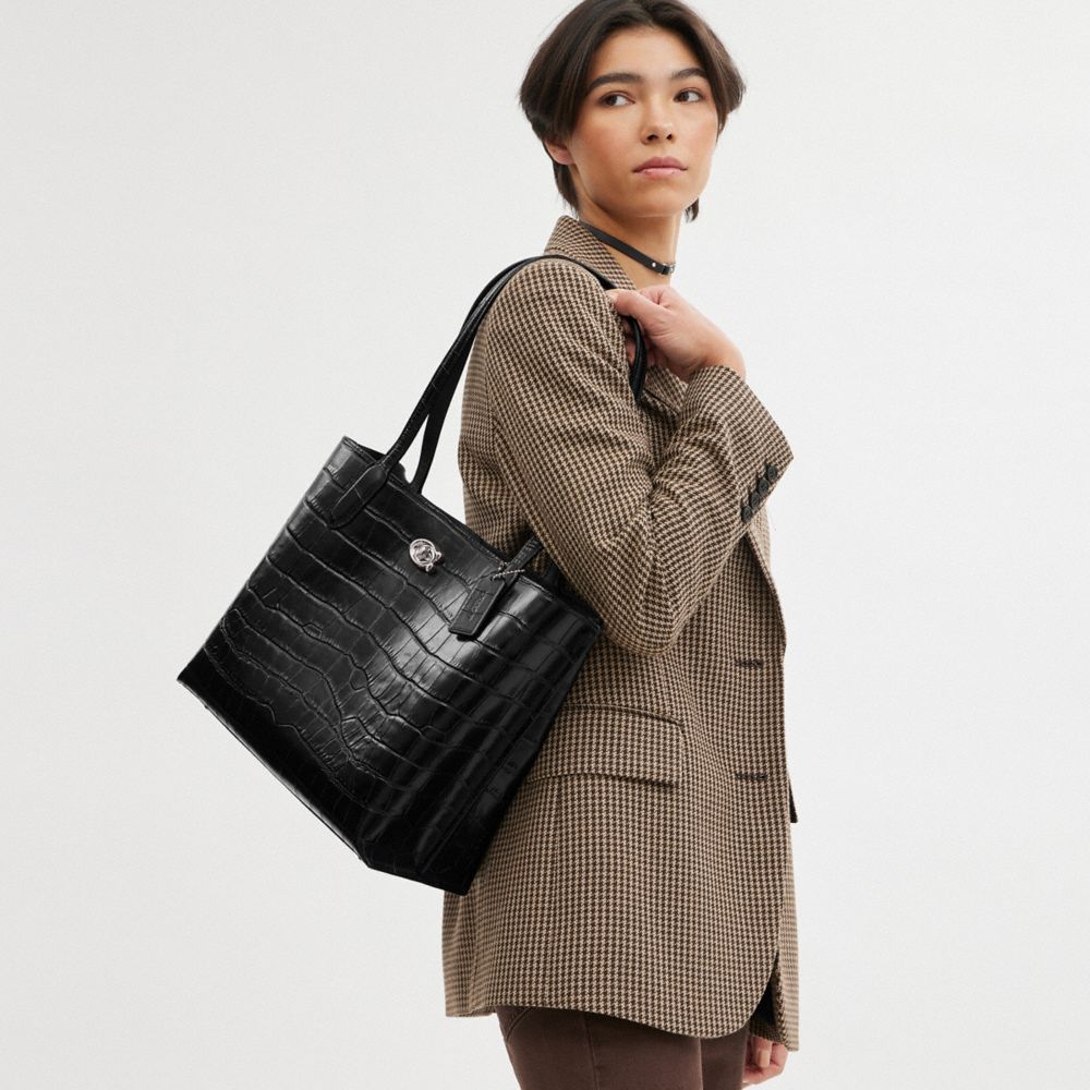 Black Women Coach Willow Tote Bag | NZ_CH95396