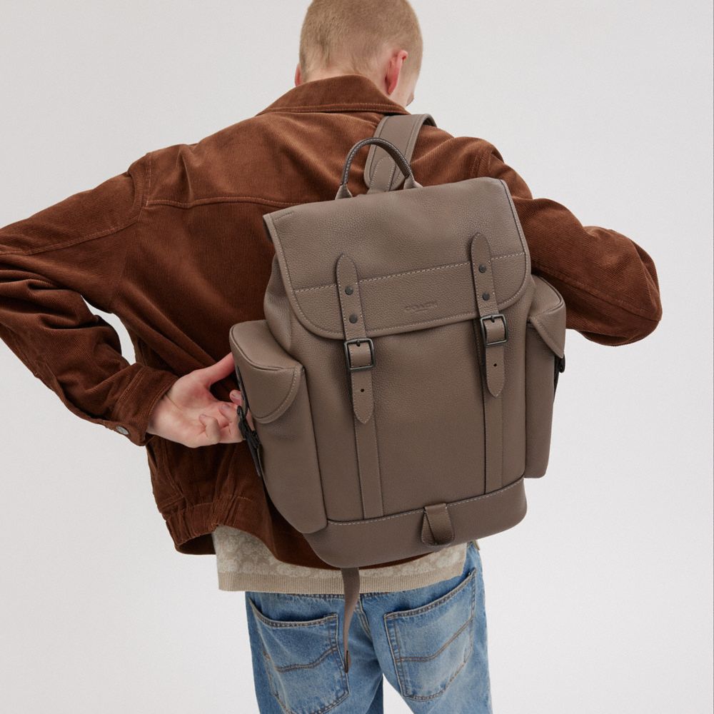 Dark Grey Men Coach Hitch Polished Pebble Leather Backpacks | NZ_CH20956